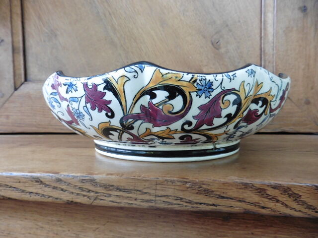 Lobé dish, melonnière in Gien earthenware decoration blue and ochre pattern 1960