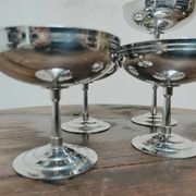 6 coupes à dessert sur pied en inox par Rémy letang