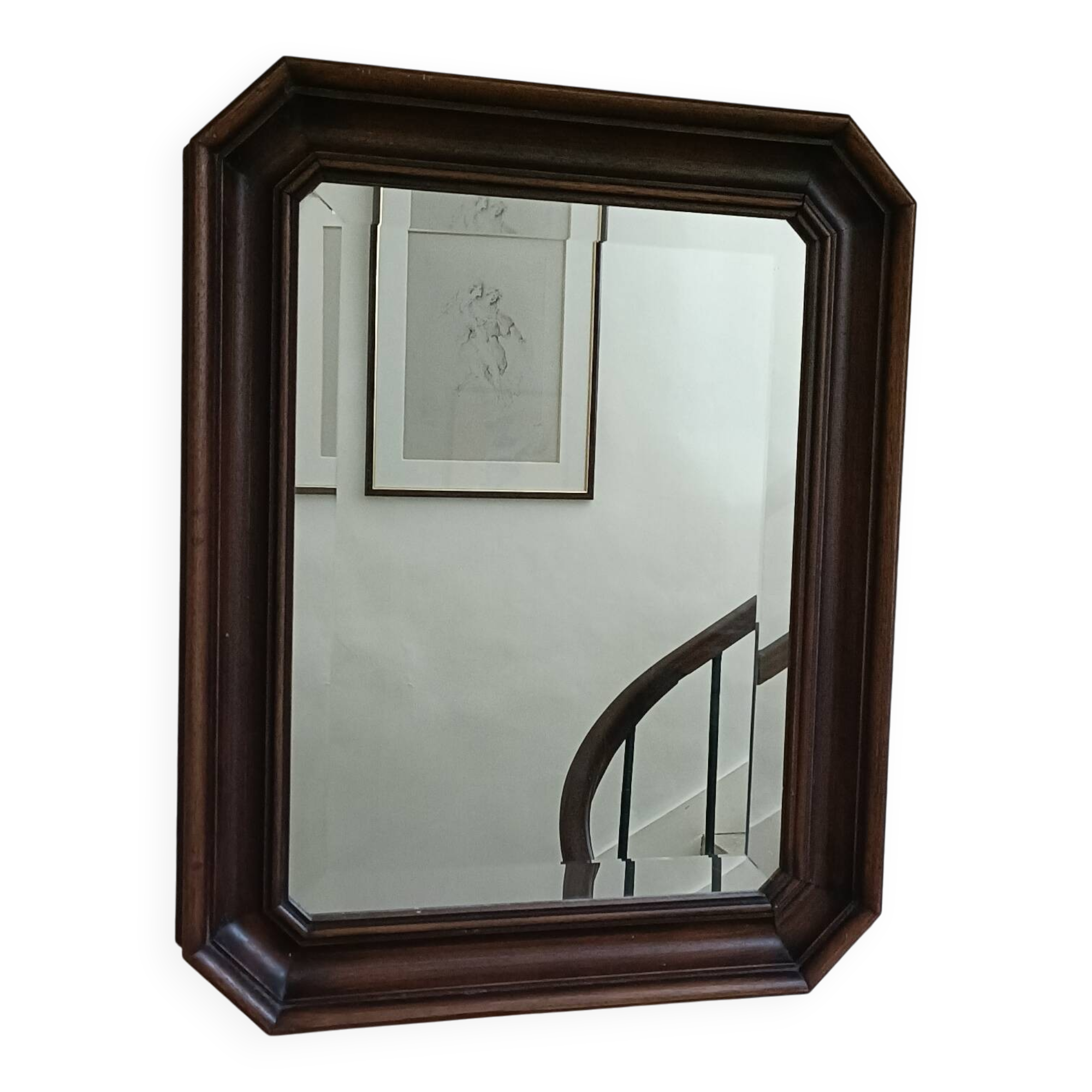 Bevelled octagonal mirror