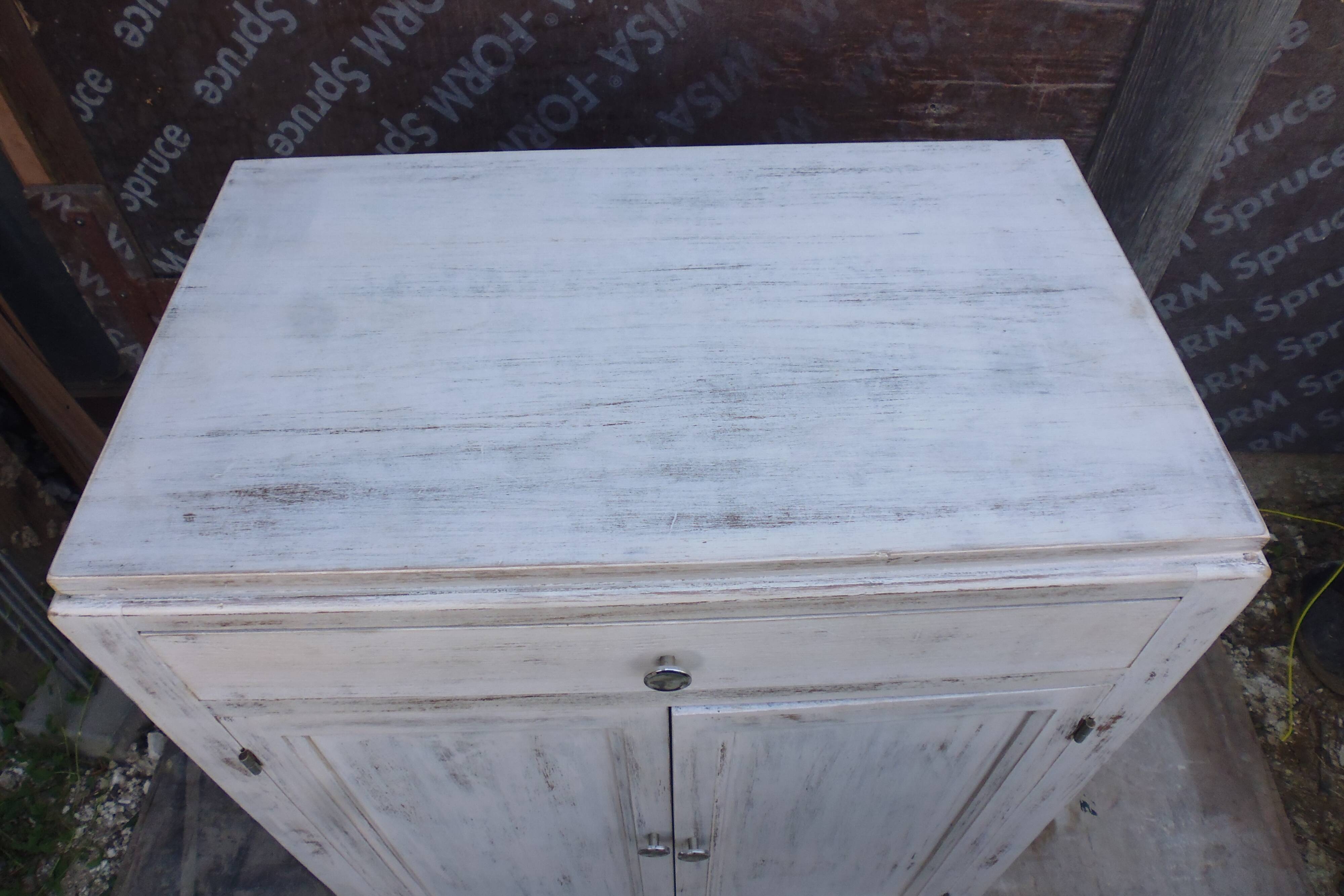 Parisian buffet 2 doors 1 painted oak drawer