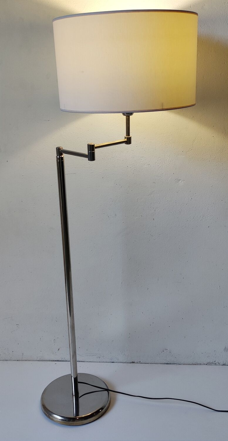 Articulated reading floor lamp from the 80s