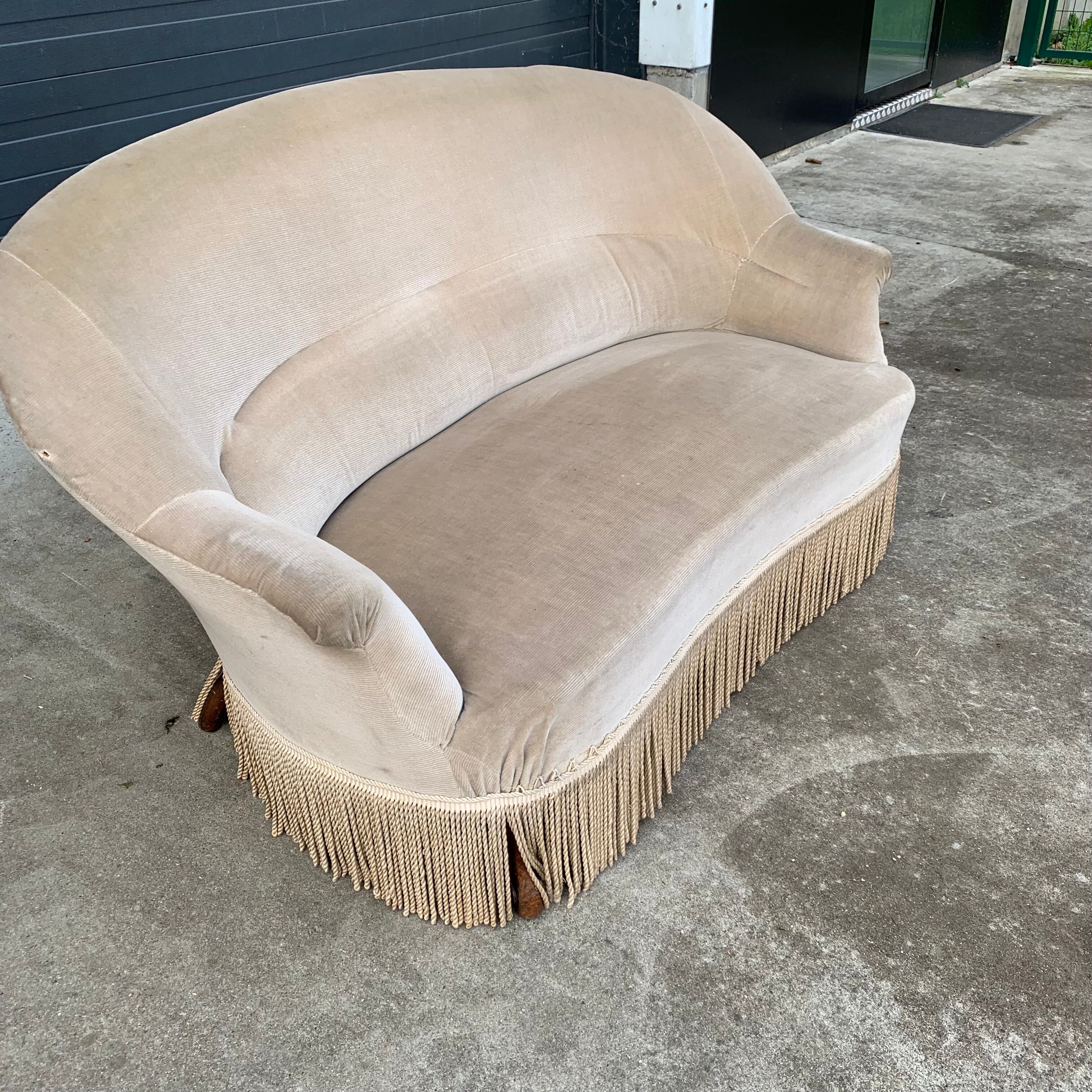 Toad sofa Napoleon III