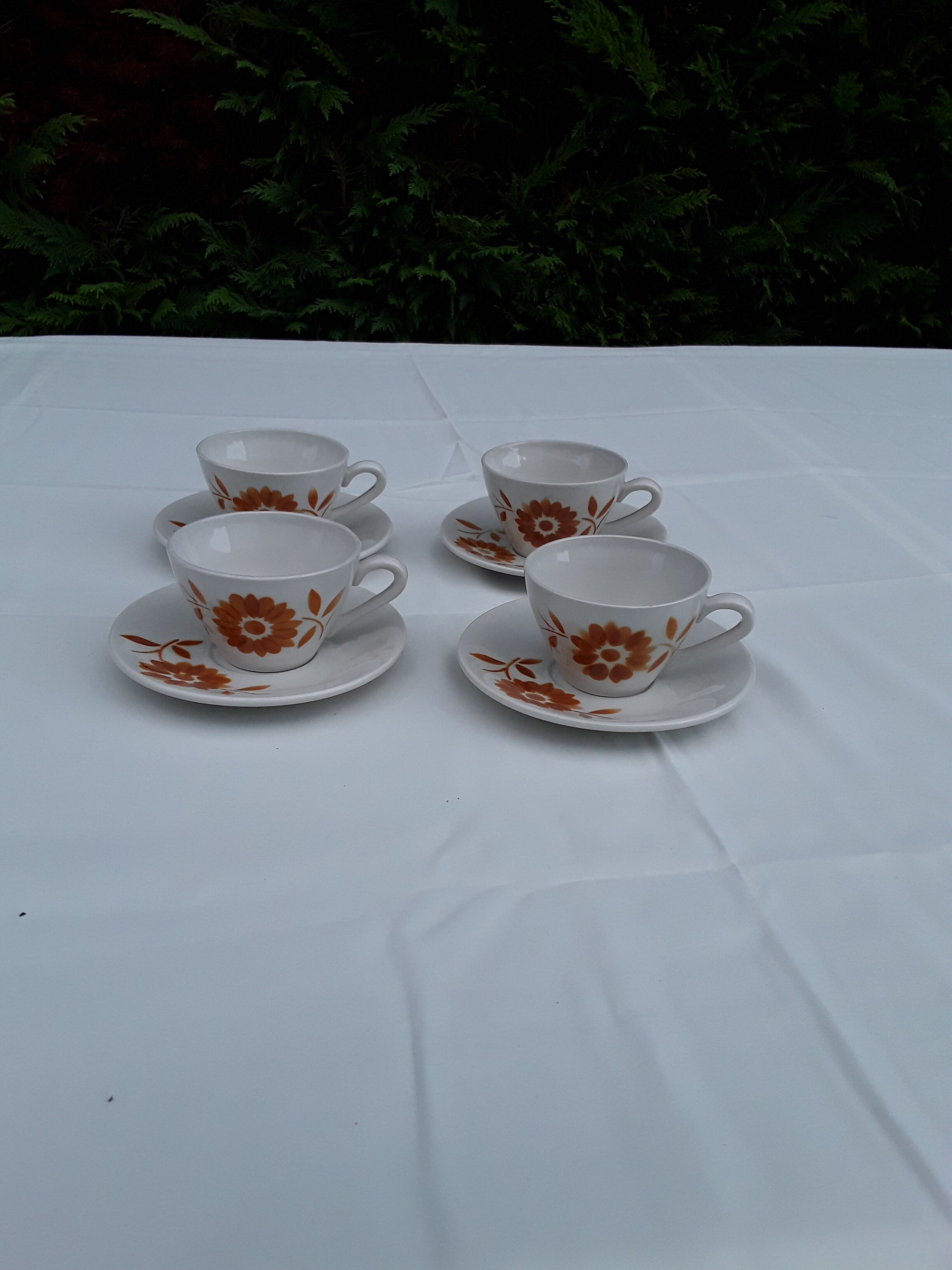4 tea cups antique earthenware