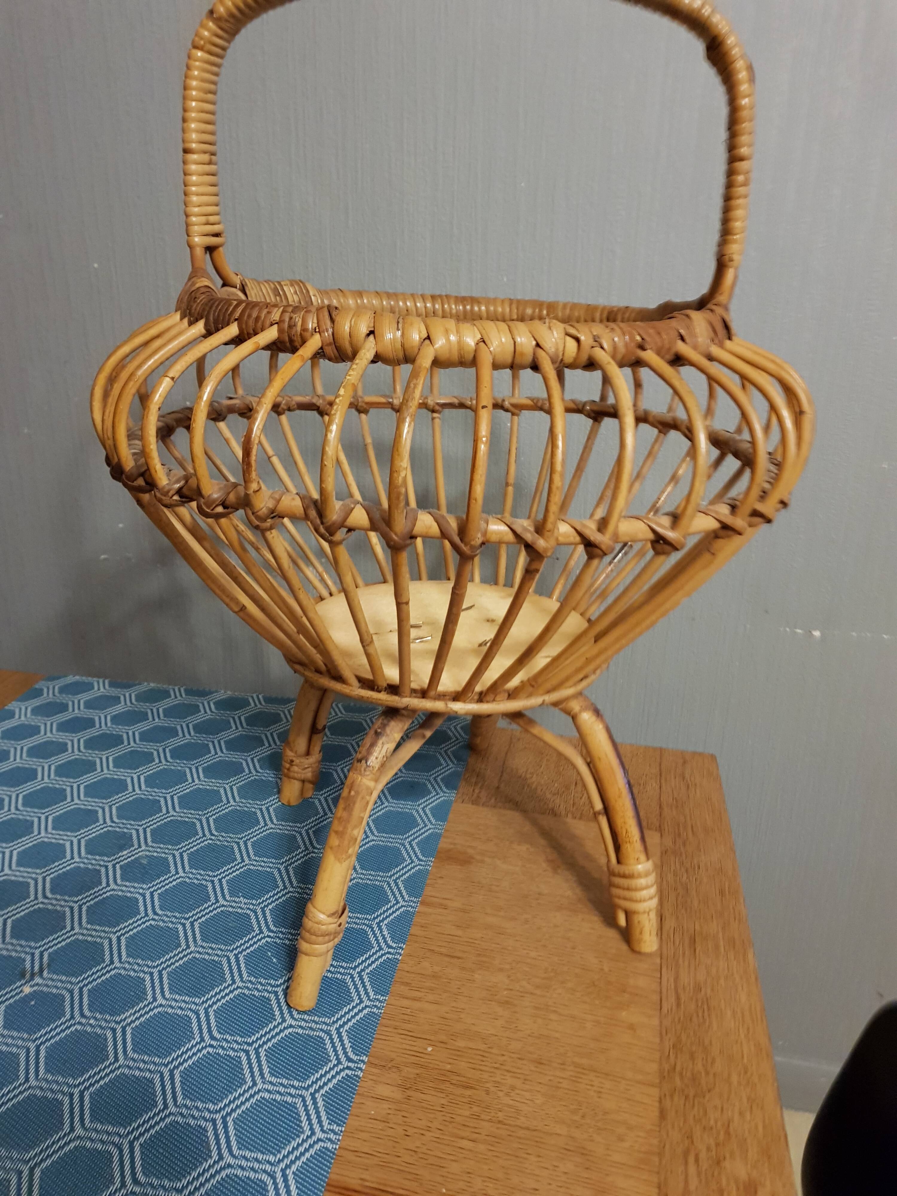 Vintage rattan worker