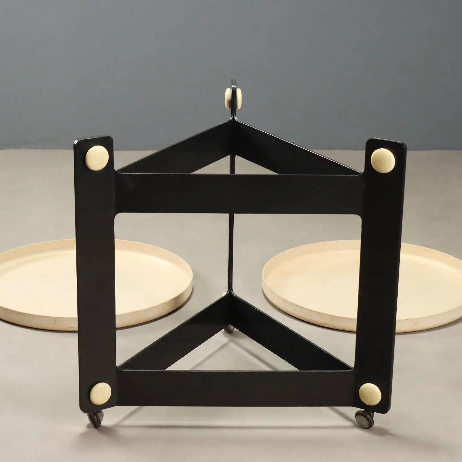 Vintage Guzzini kitchen dessert trolley, design by Luigi Massoni, Italy, 1970s.