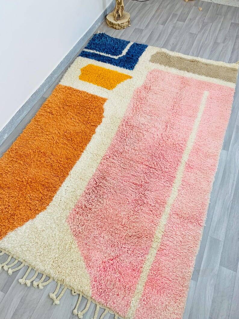 Traditional handmade pure wool rug, size 150 x 250 cm