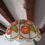 Chandelier suspension in mother-of-pearl red apples