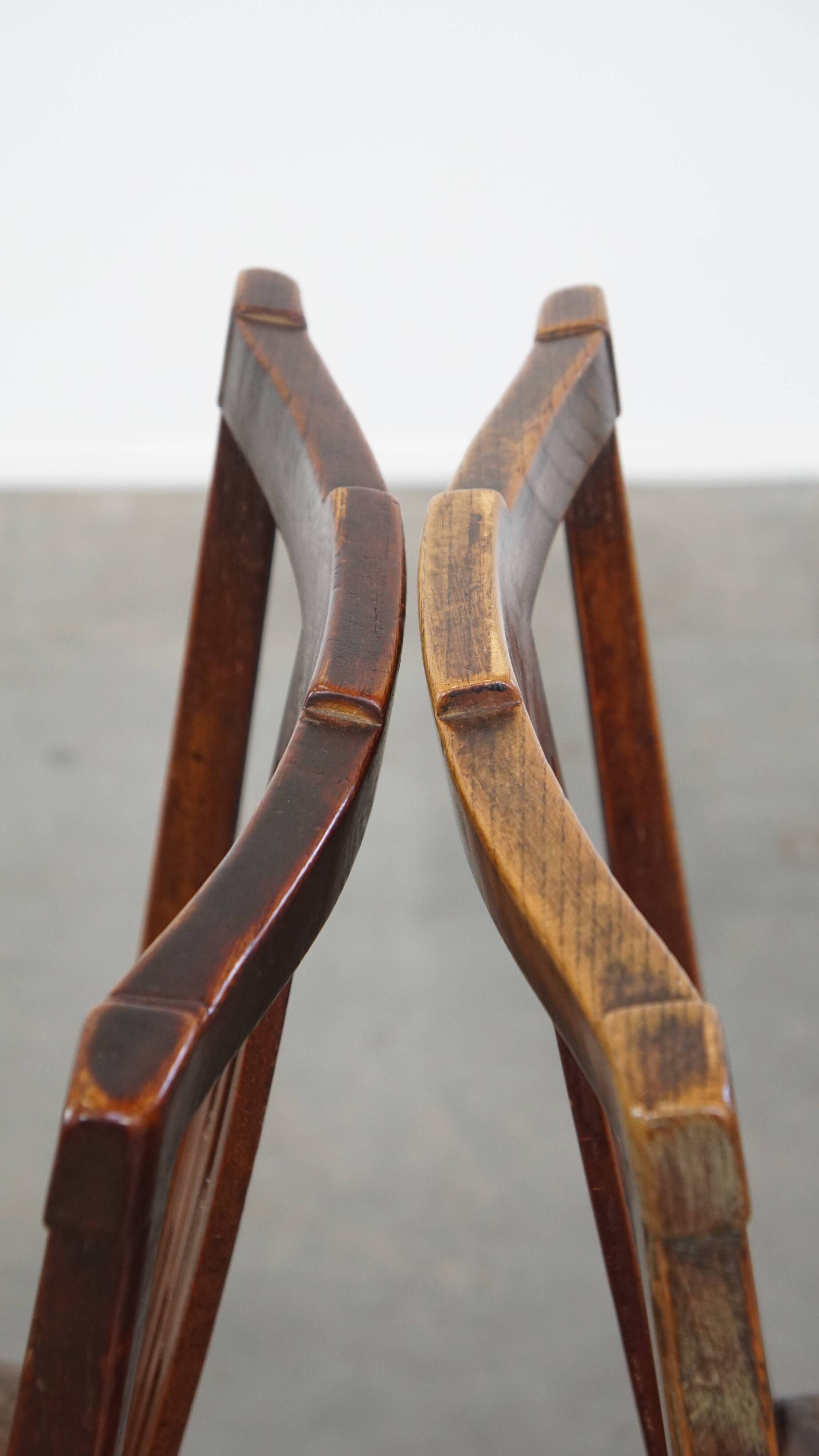 Ensemble de 6 chaises de salle à manger en cuir antiques d'origine néerlandaise