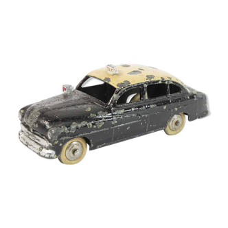Dinky toy Ford vedette taxi