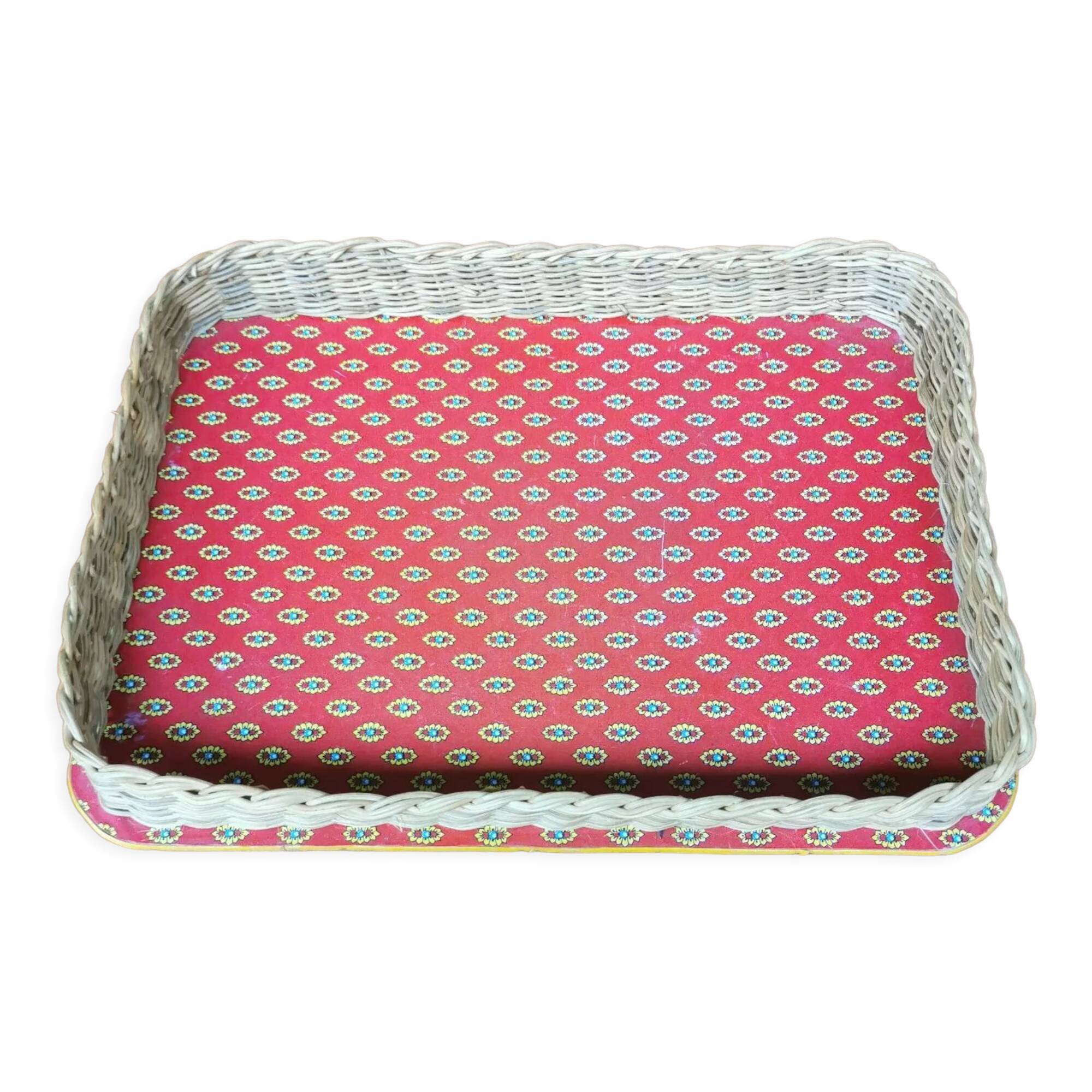 Wicker and wood serving tray