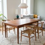 Table style scandinave teck