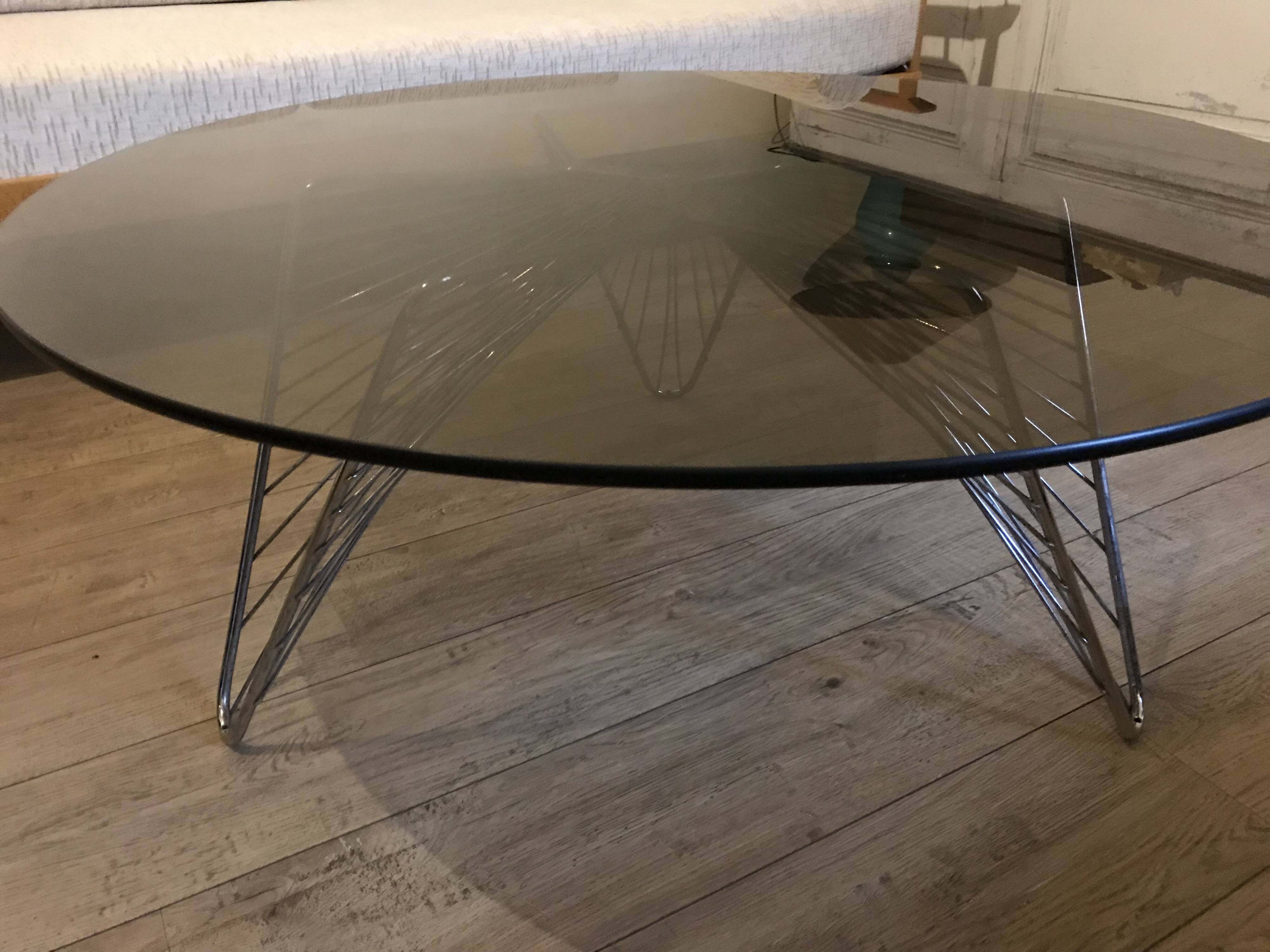 Vintage 1970's coffee table in chrome steel wire and smoked glass