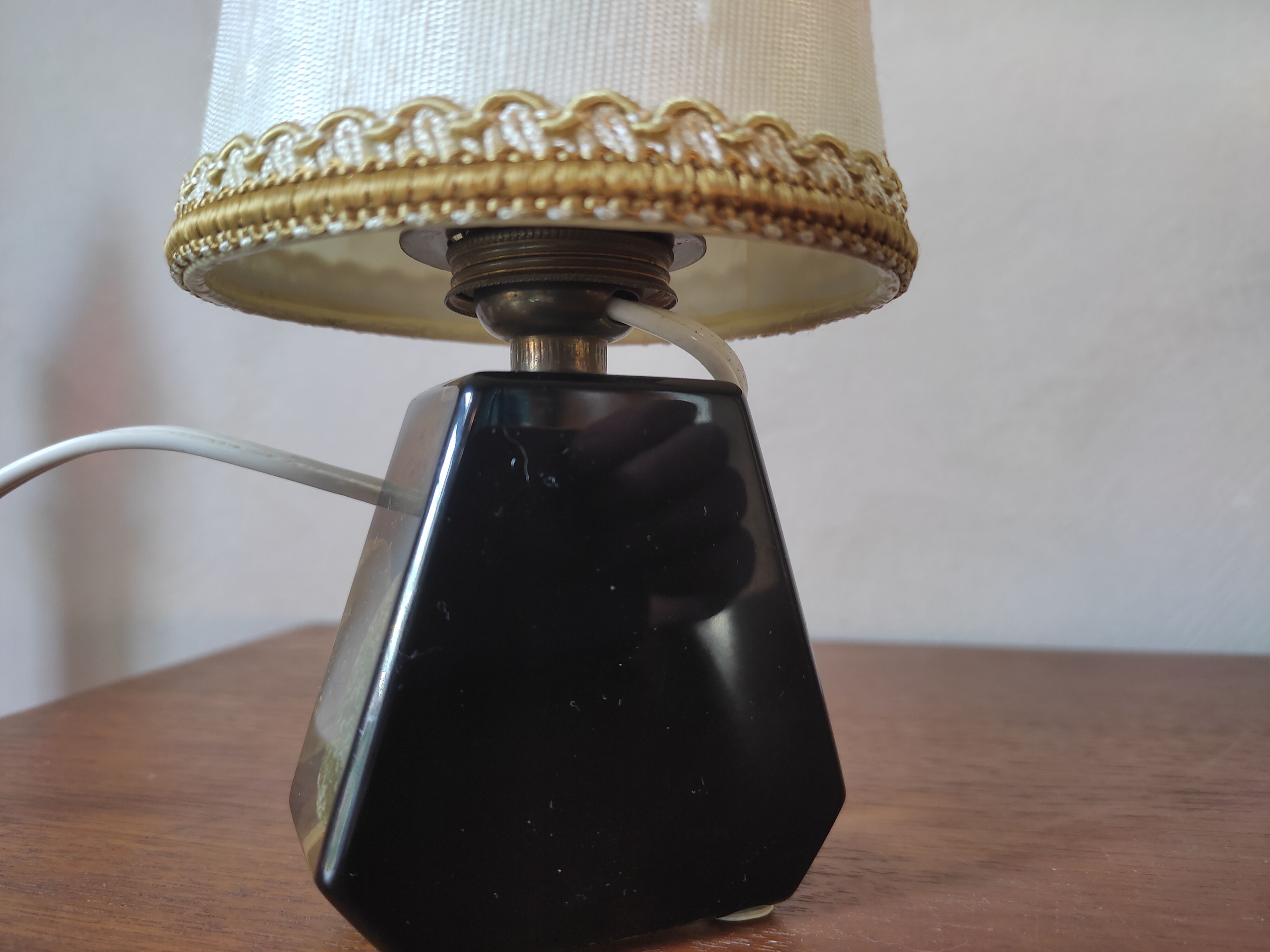 Agathe's mini geode lamp