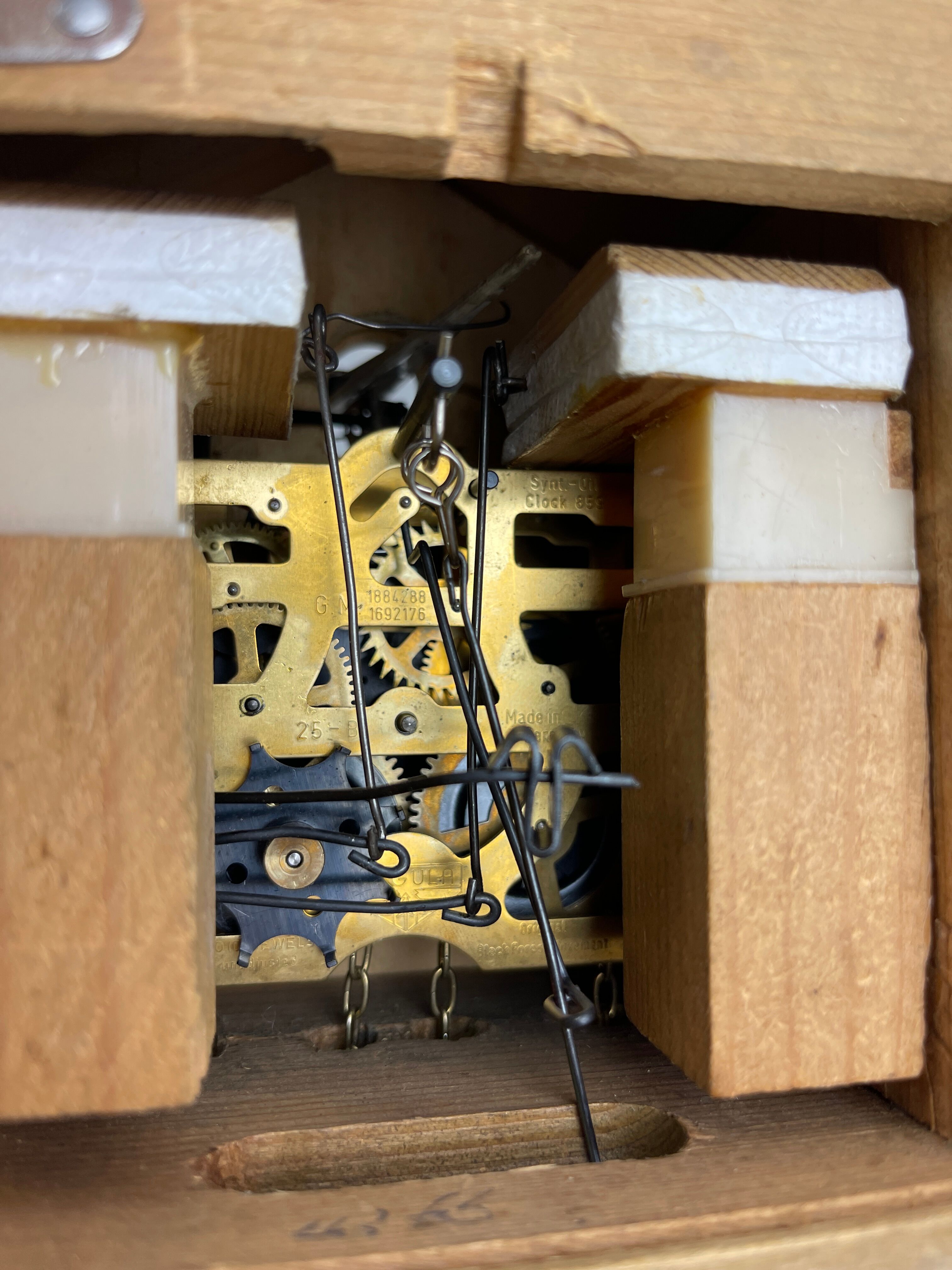 Clock, Black Forest Cuckoo brand Gula