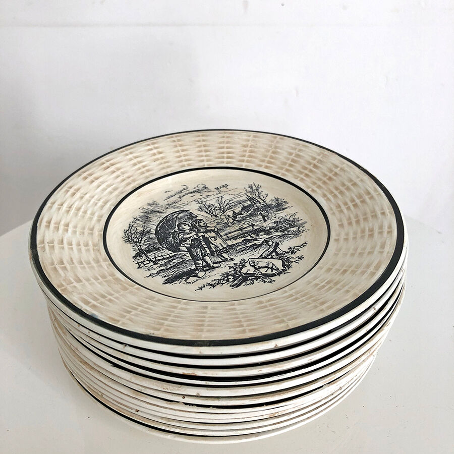 Set of 12 "Les Mois" dessert plates by Digoin Sarreguemines