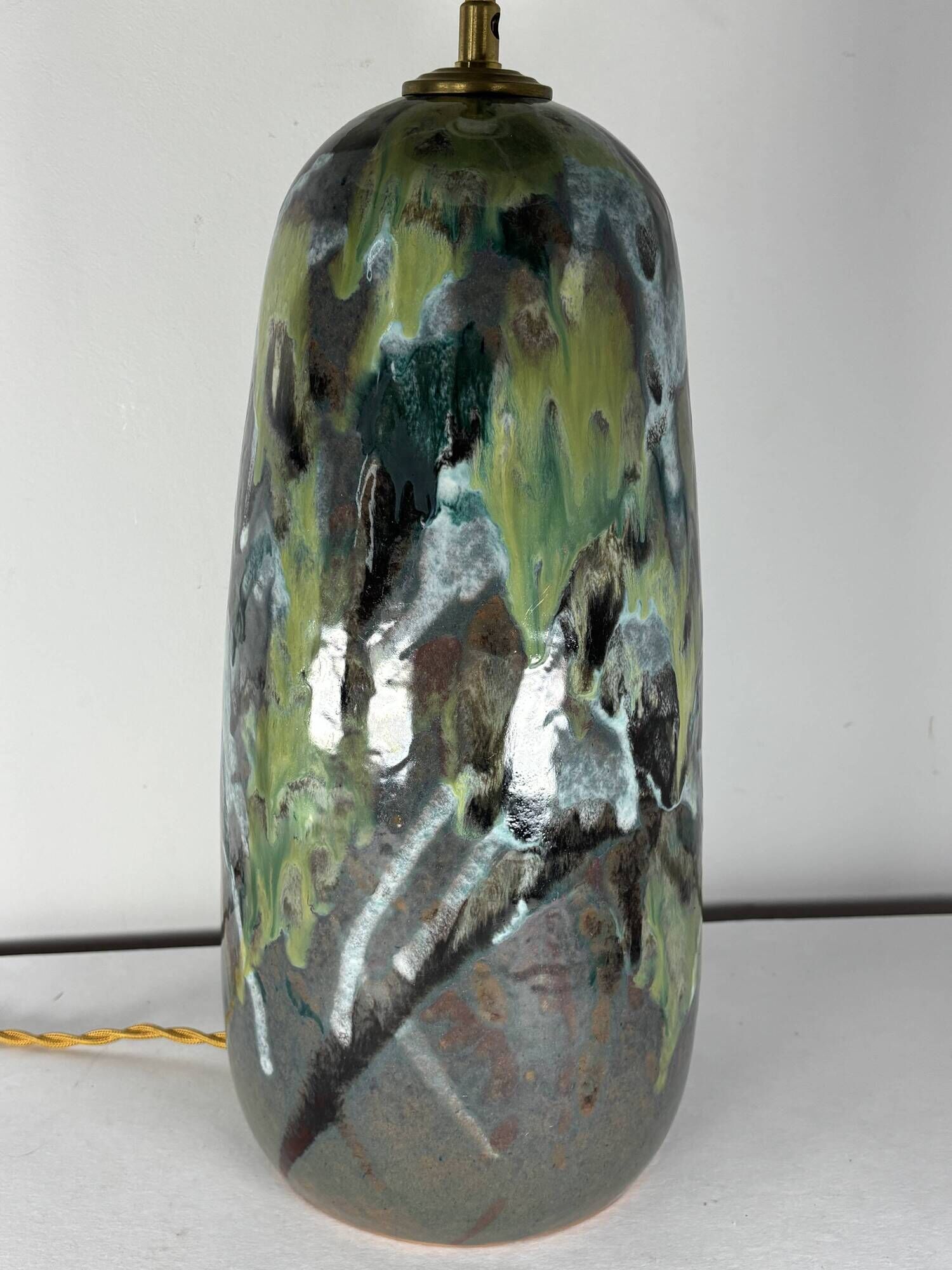 Sculptural lamp in glazed ceramic, Scandinavian style, 1970s.