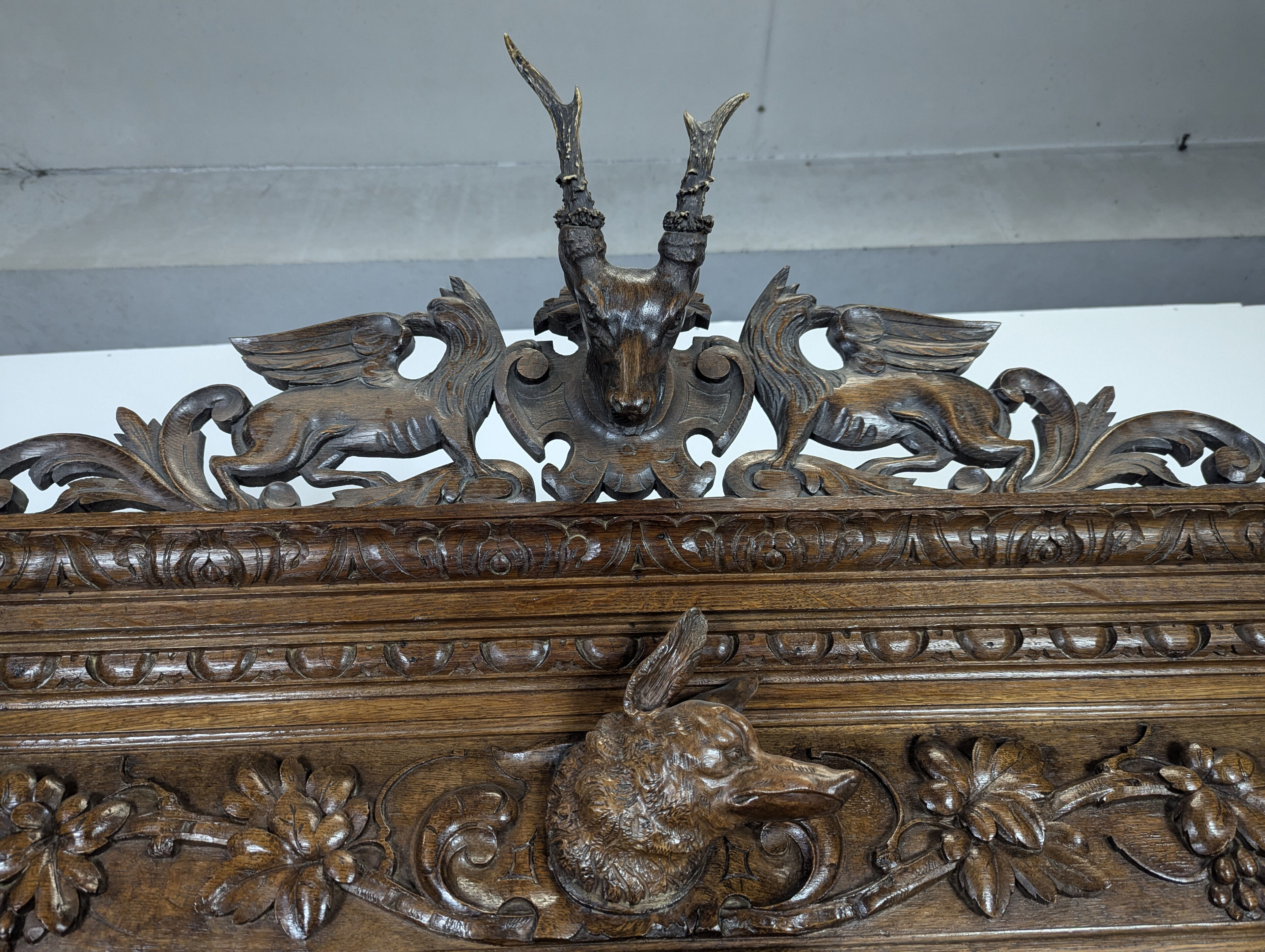 Renaissance style hunting cabinet in walnut