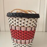 Vintage scoubidou basket