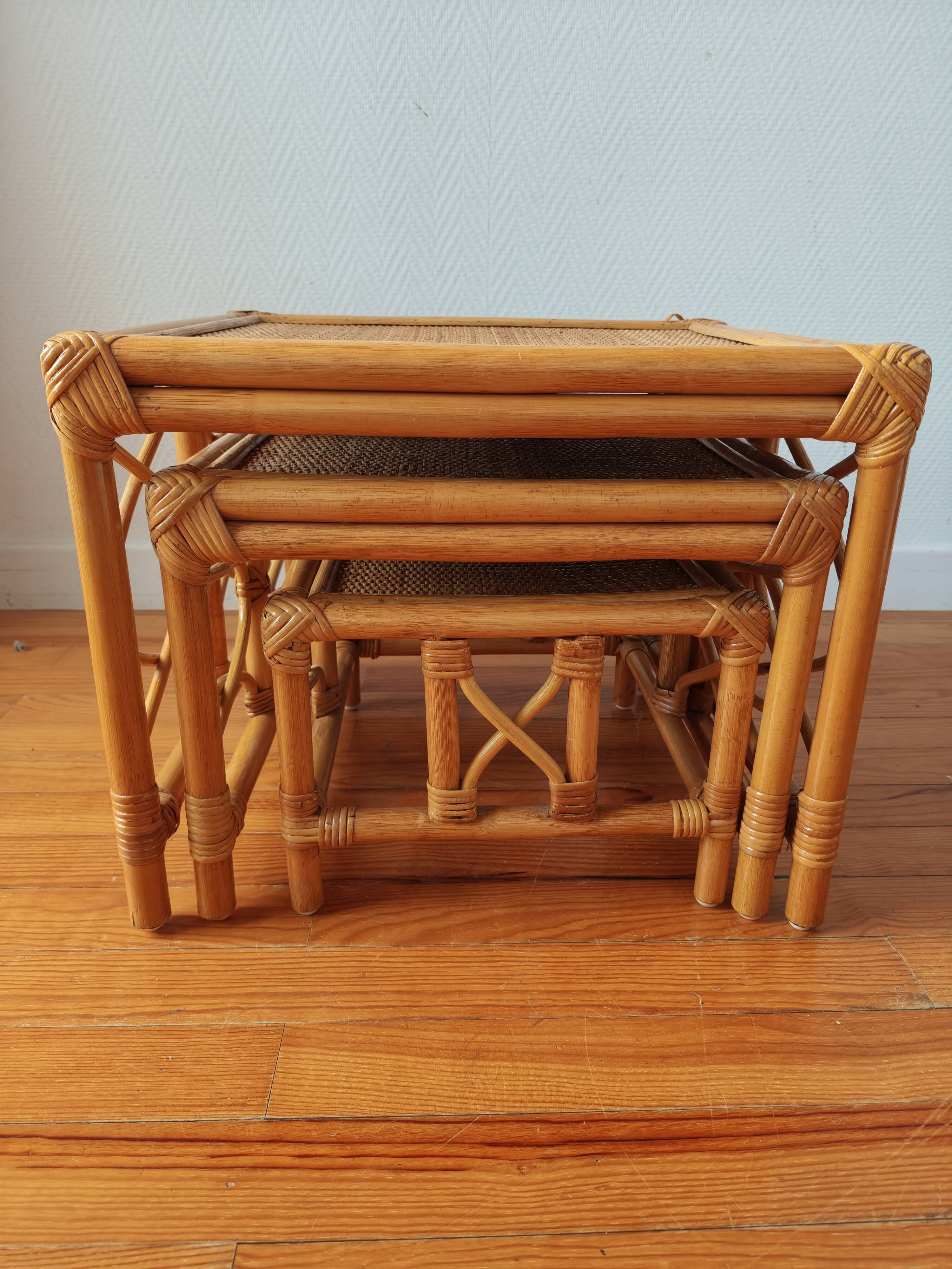 Tables gigognes en rotin et cannage – Esprit Riviera – Vers 1970/80