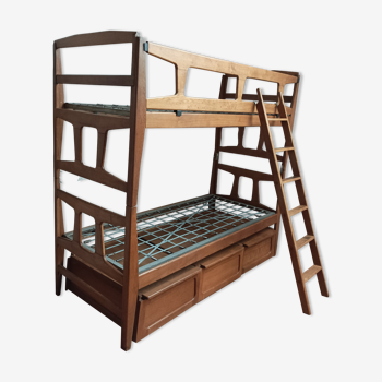 Stackable twin beds with storage chests