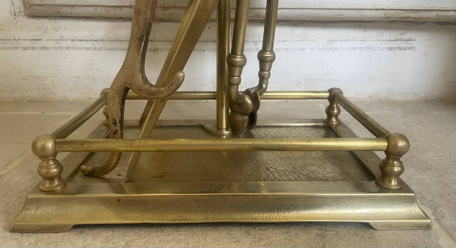 Brass fireplace kit
