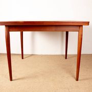 Table de repas Danoise carrée et extensible, teck, modèle 592, Arne Vodder.