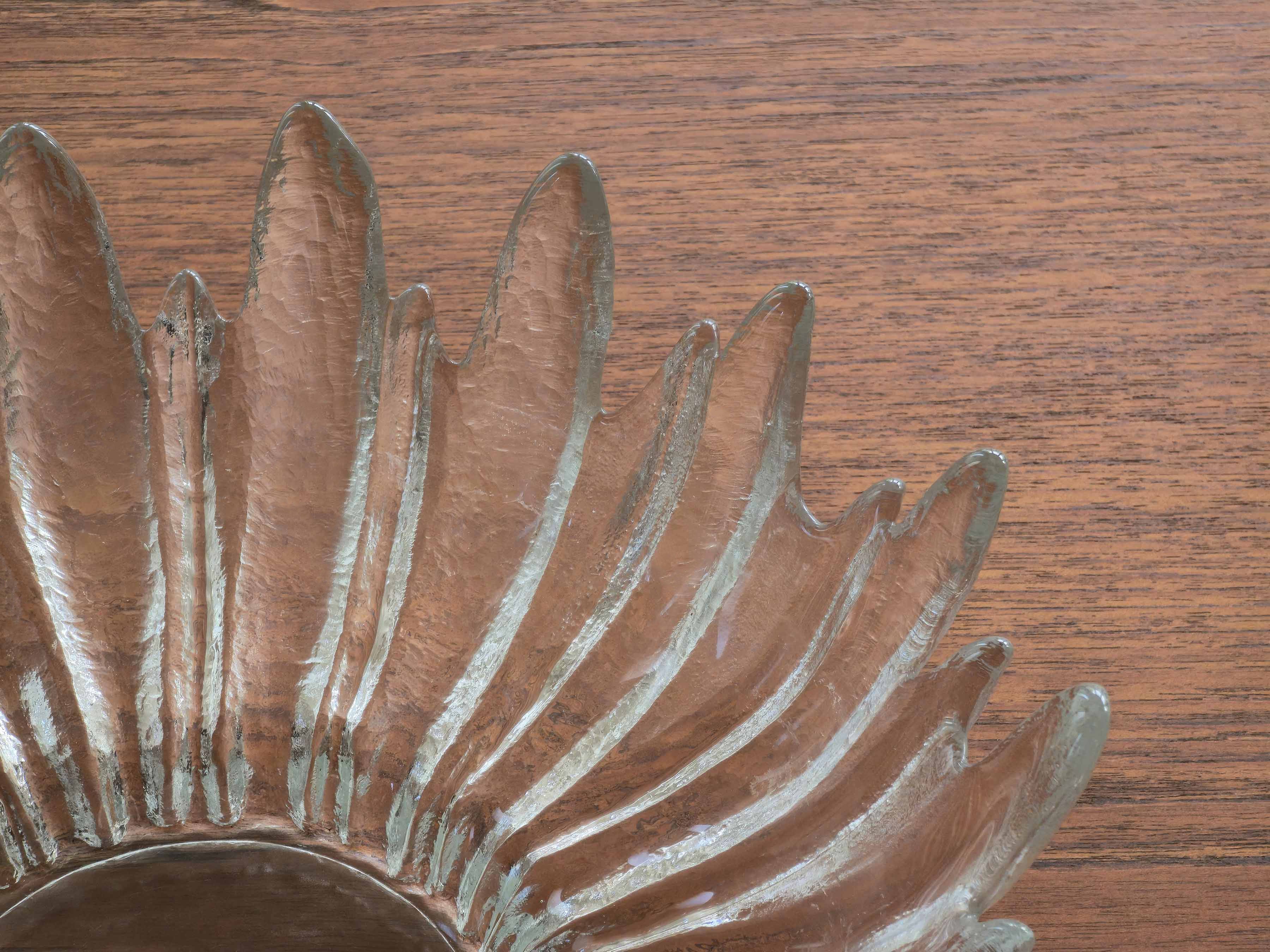 1970s brutalist art glass vessel 'Alaska' by Uno Westerberg for Pukeberg Sweden.