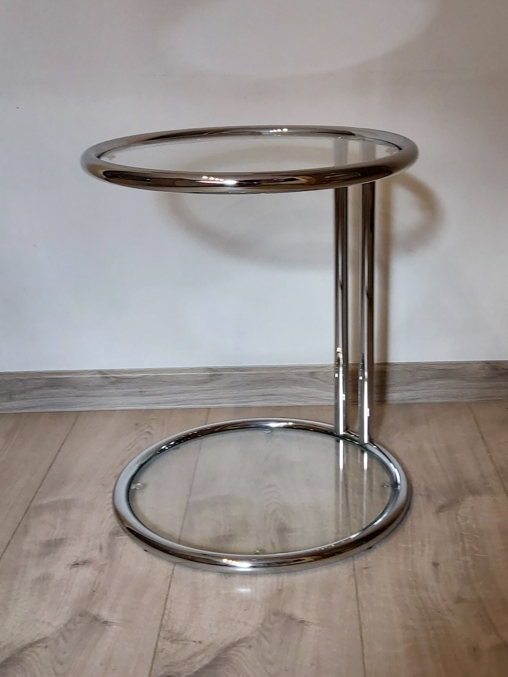Table d’appoint années 1980