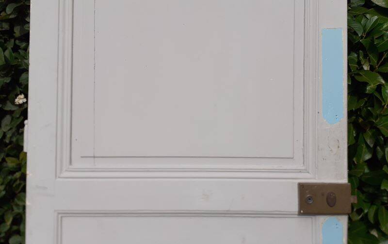 Communication door h221xL90cm old paneled, molded, interior