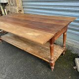 Tailor's table / cloth merchant's table