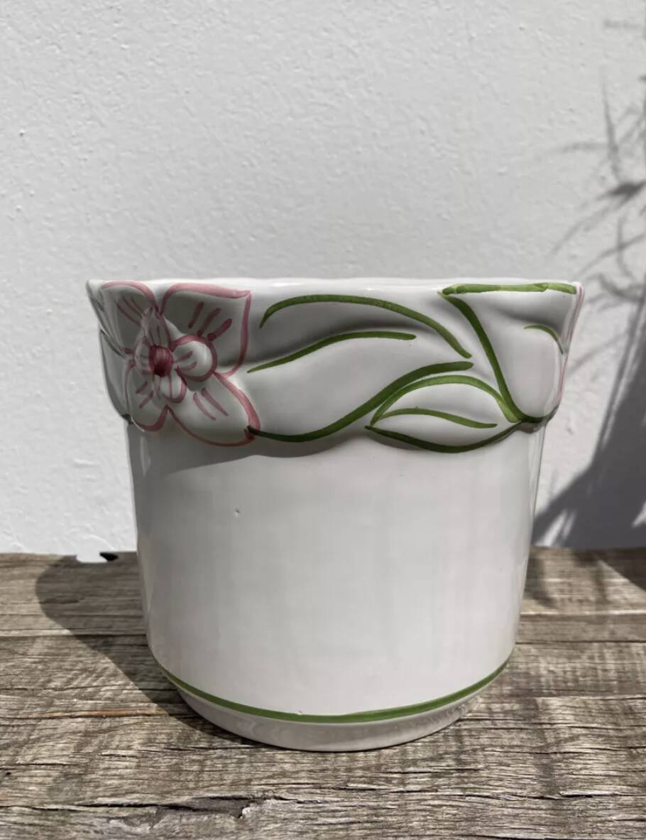 Cache-pot en céramique blanc peint à la main