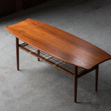 Table basse 'Planche de surf' en bois de teck avec étagère à magazines, design hollandais, années 1960