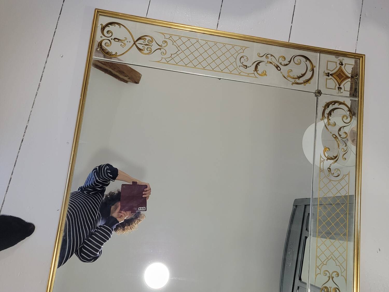 Eglomise brasserie mirror, late 19th century