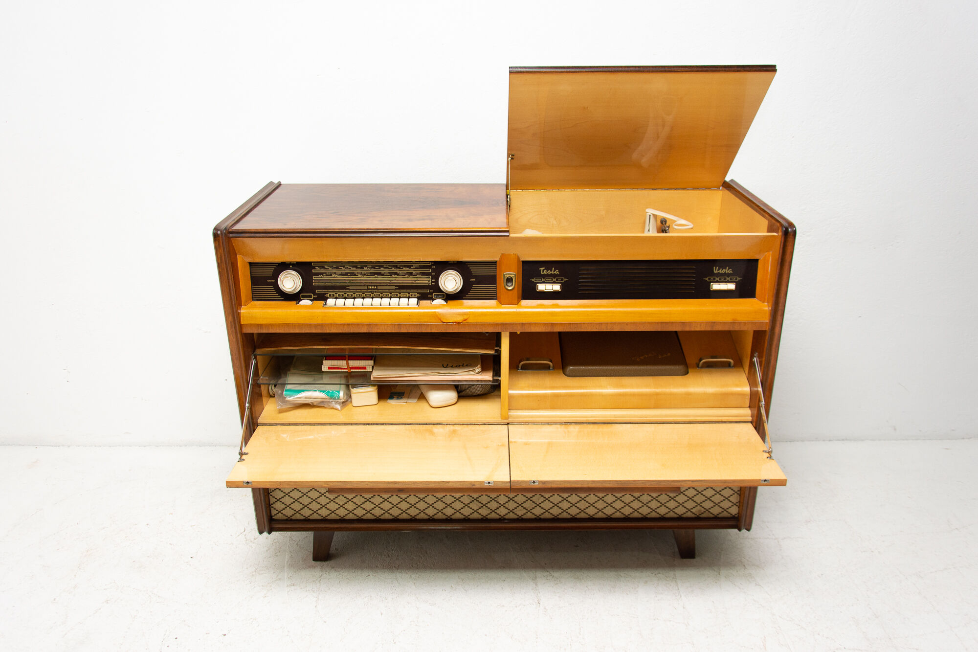 Record player and radio Tesla, Czechoslovakia, 1950