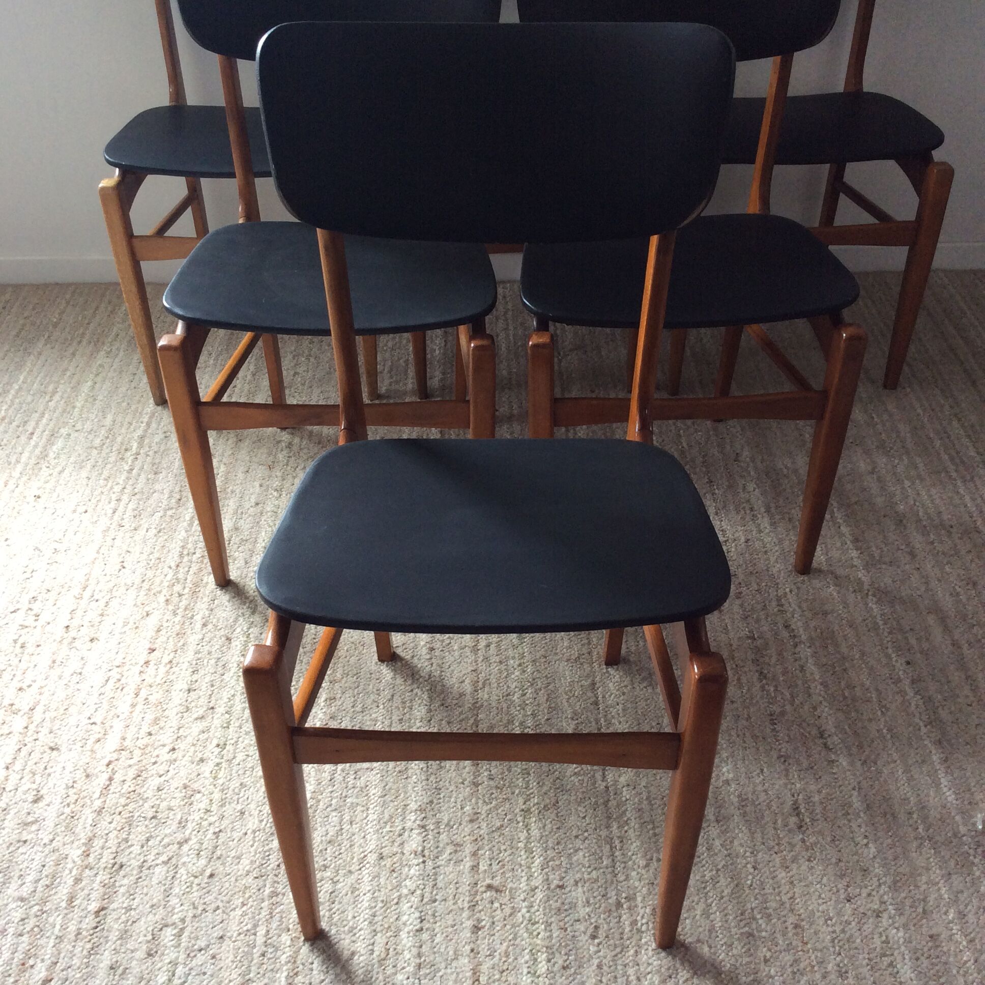 Series of 6 Scandinavian chairs from the 50/60