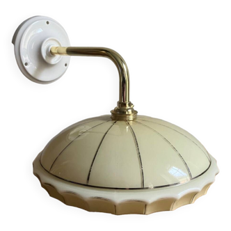 Art deco wall light