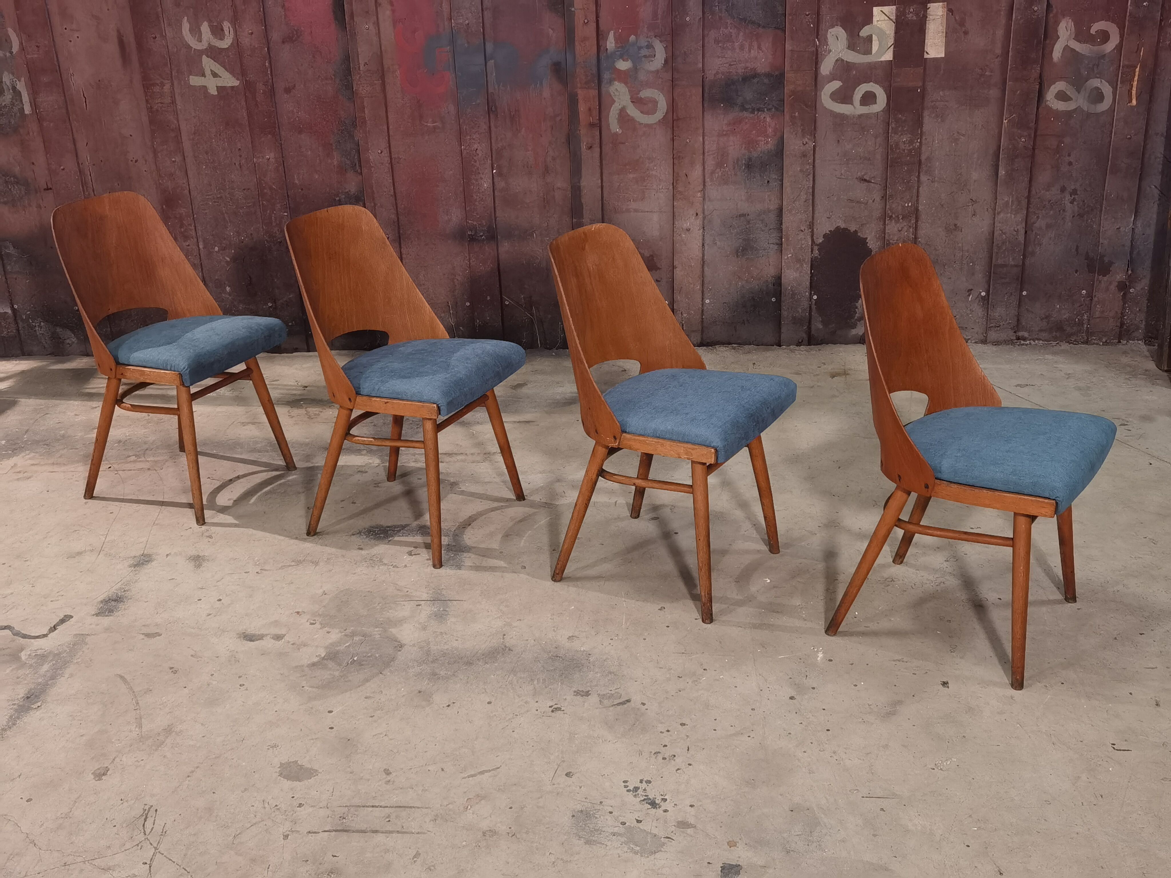 Suite of 4 chairs 515 Oswald Haerdtl's  for Thonet