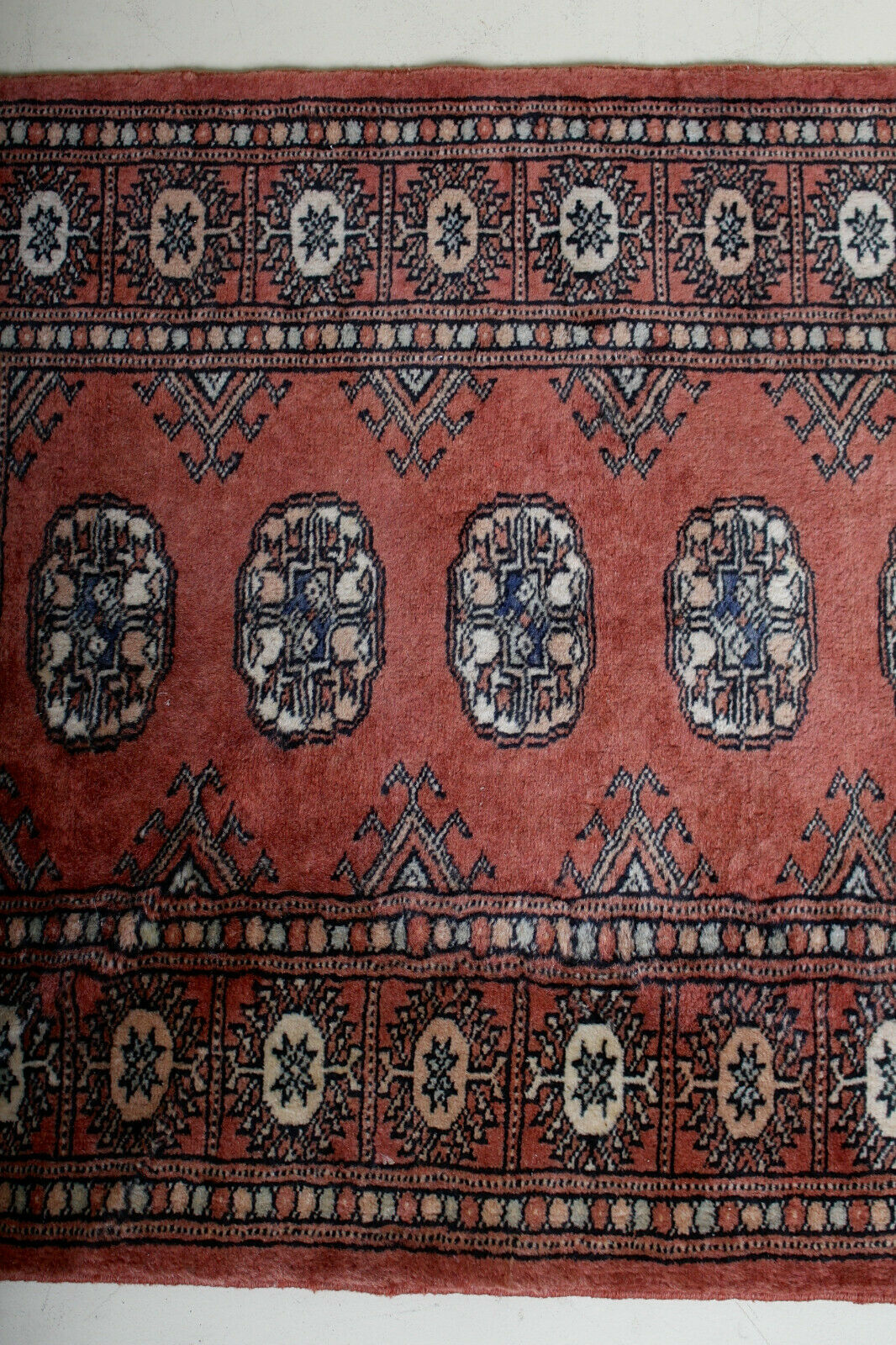 Vintage wool and fringe rug with Turkman design Tekke 103x65cm