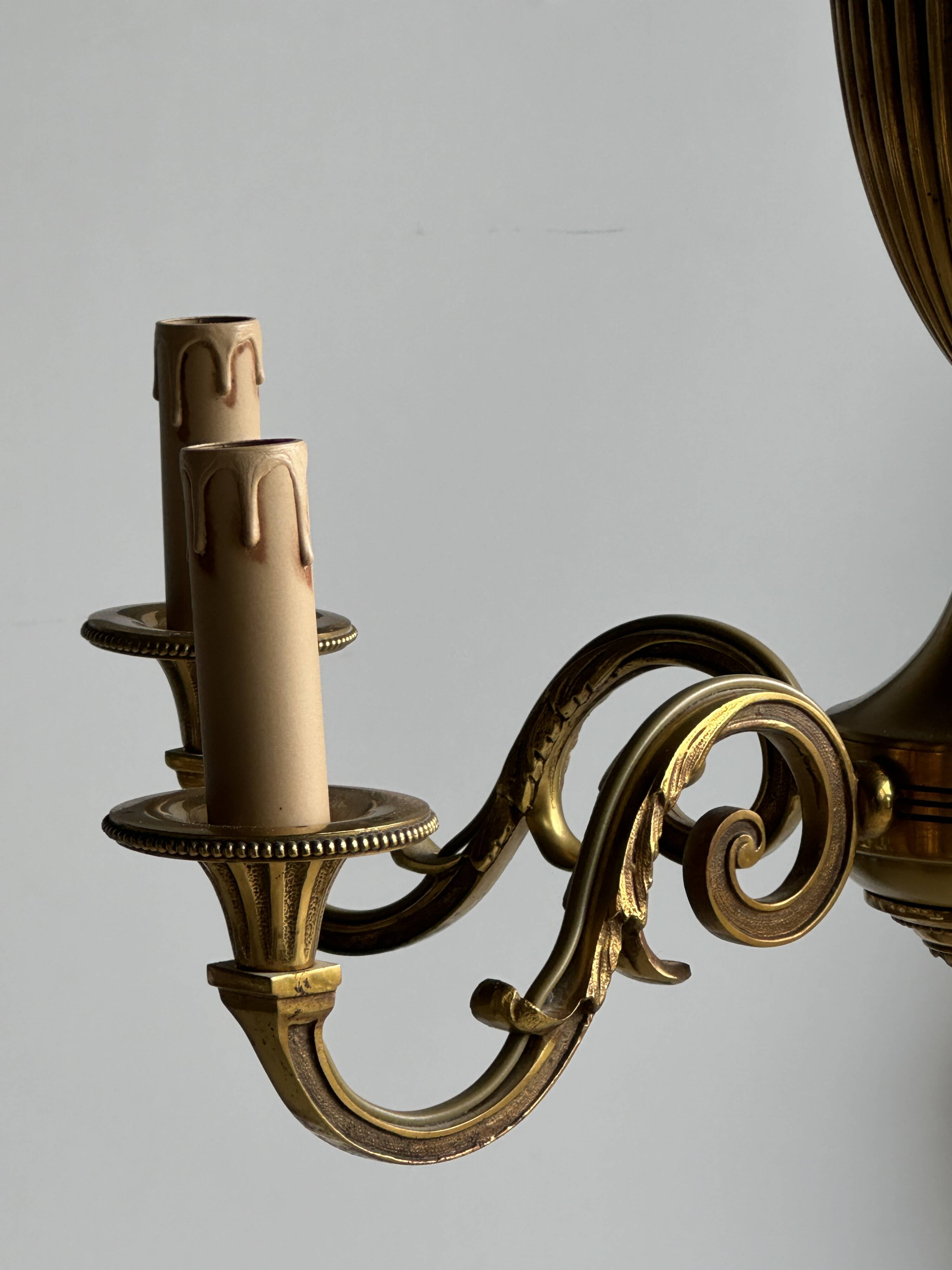 Classic 5-light gold chandelier