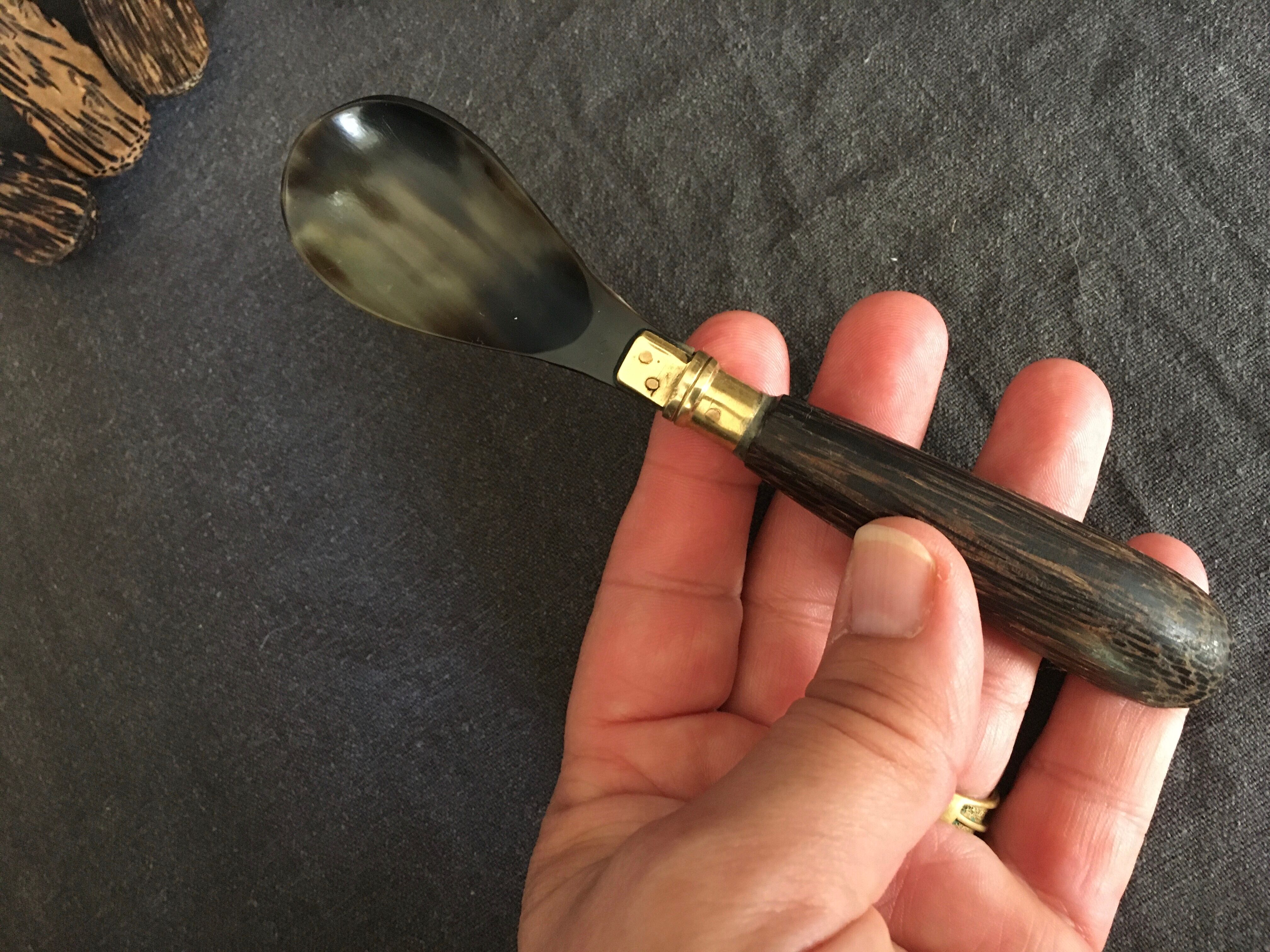 Set of 7 horn and wood spoons