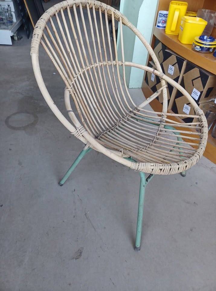 Vintage wicker armchair 1950/70