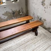 Paire de bancs noyer 1900
