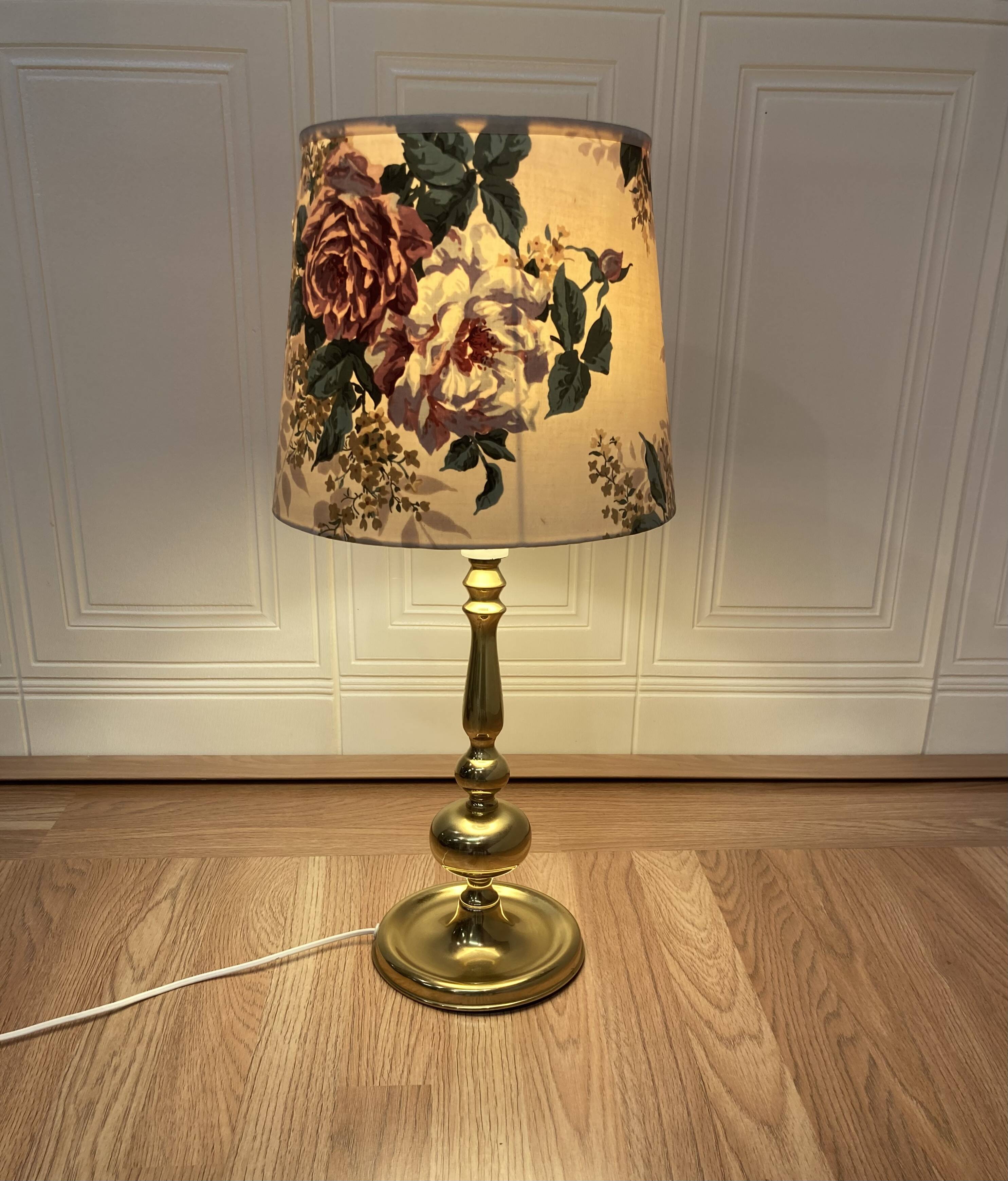 Large scandinavian design lamp 1950.