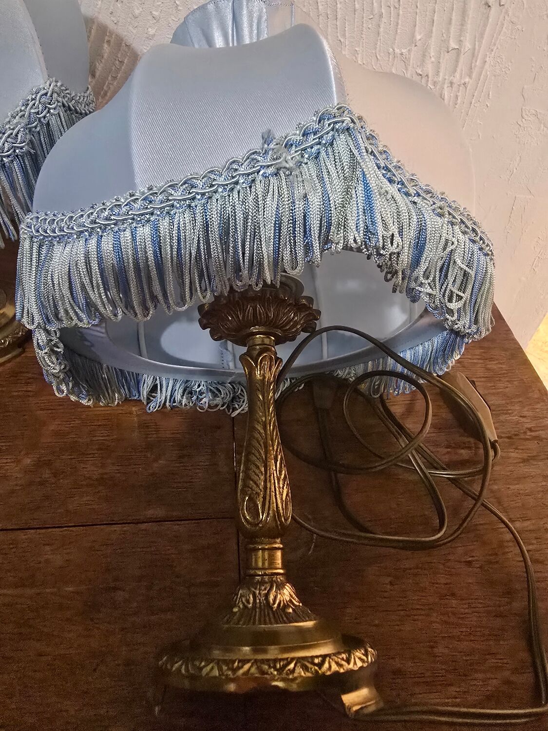 Set of 2 bedside lamps