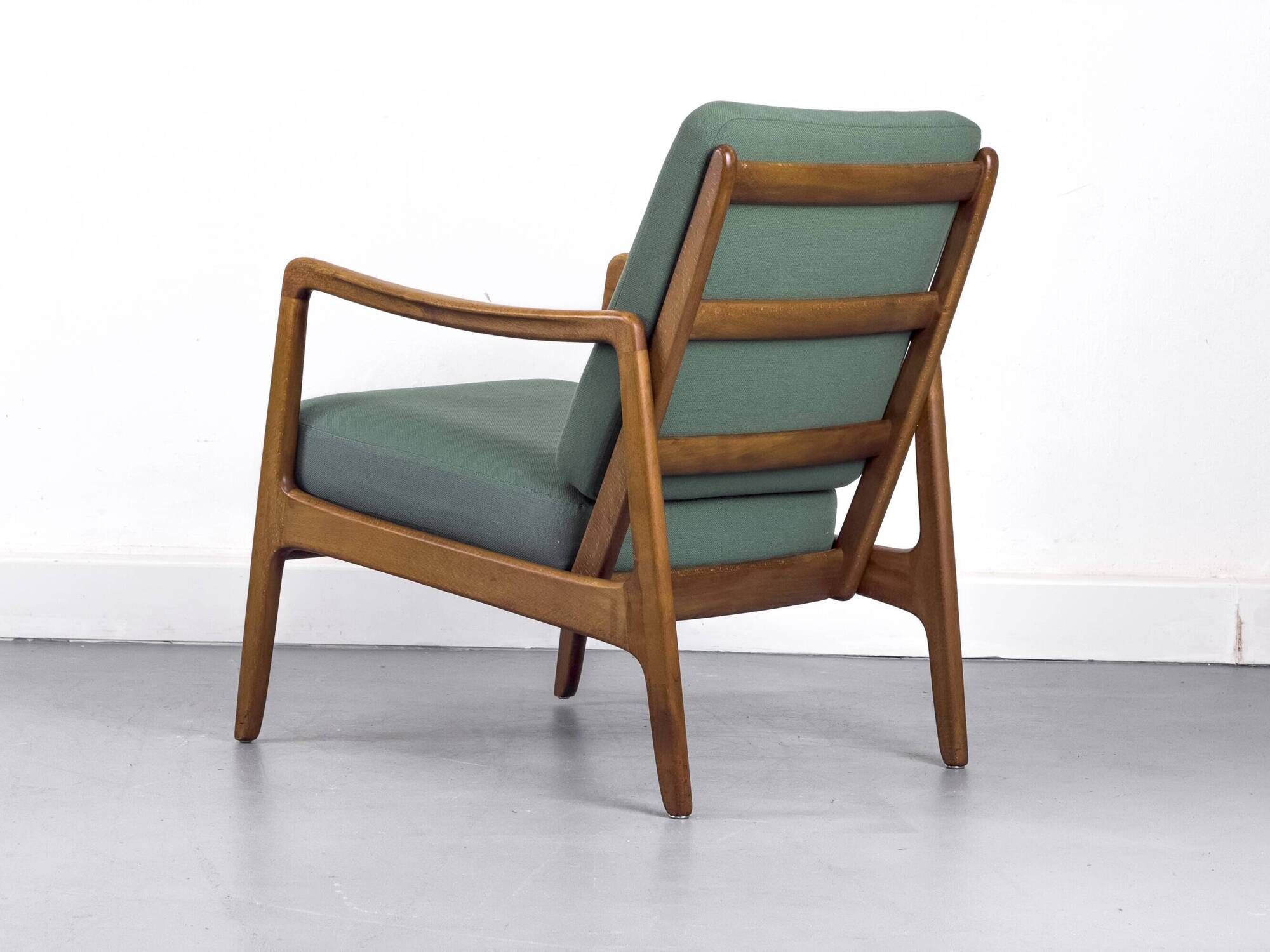 Danish Lounge Chair Model FD-109 by Ole Wanscher for France & Daverkosen, 1