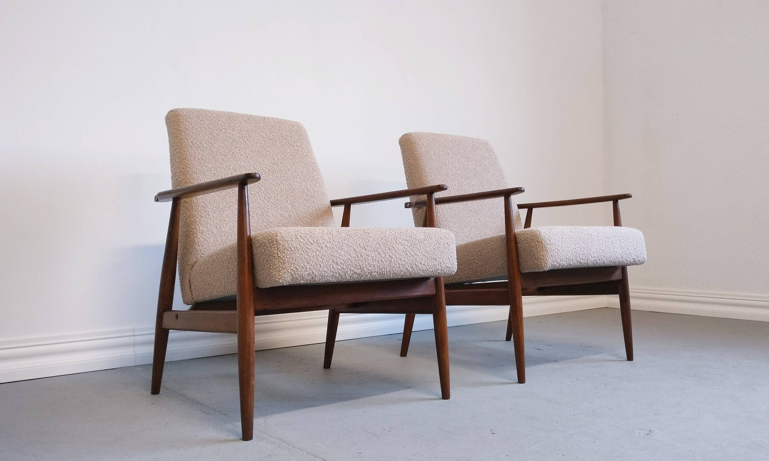 1960 Henryk Lis Mid Century Armchair in Beige Boucle