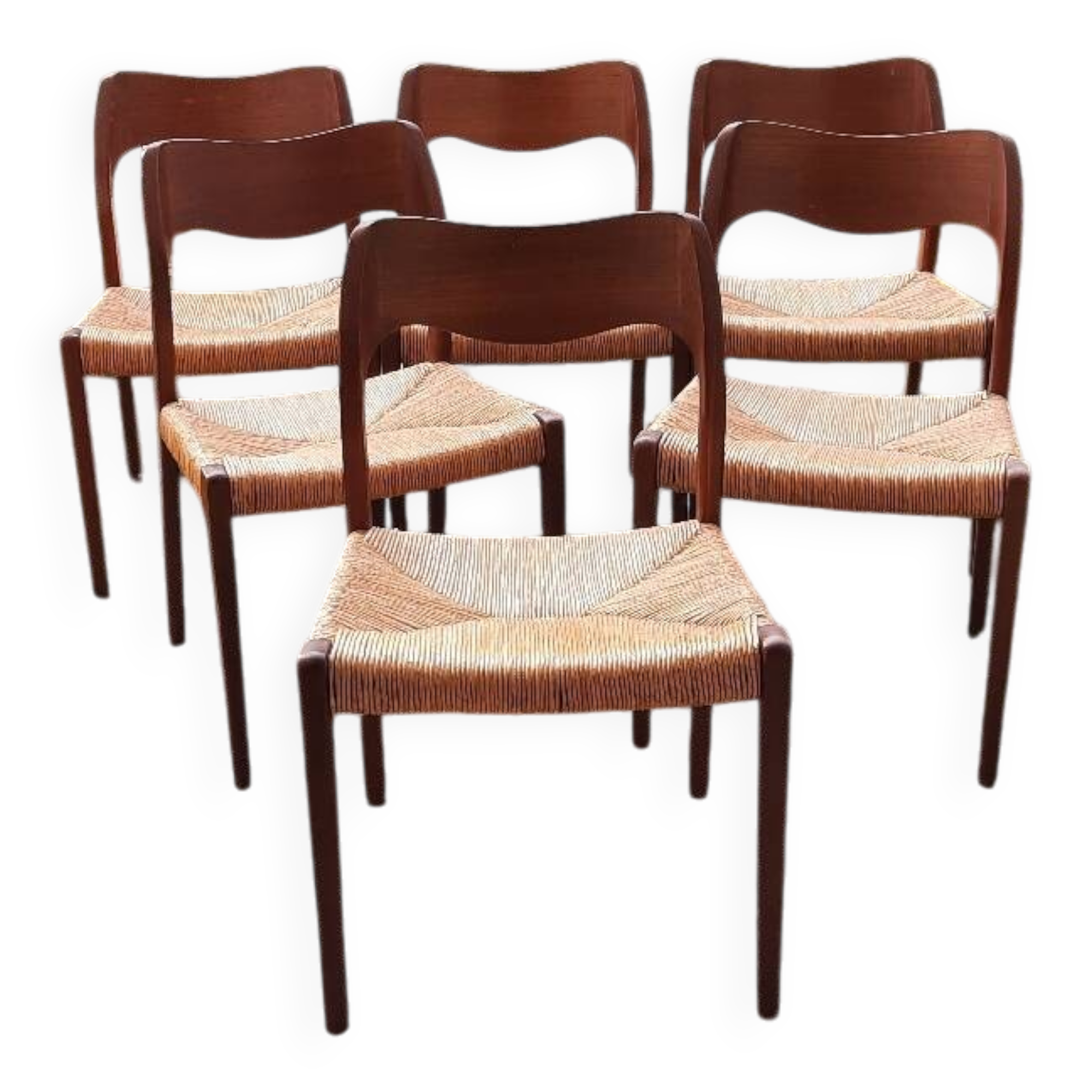 6 Scandinavian chairs