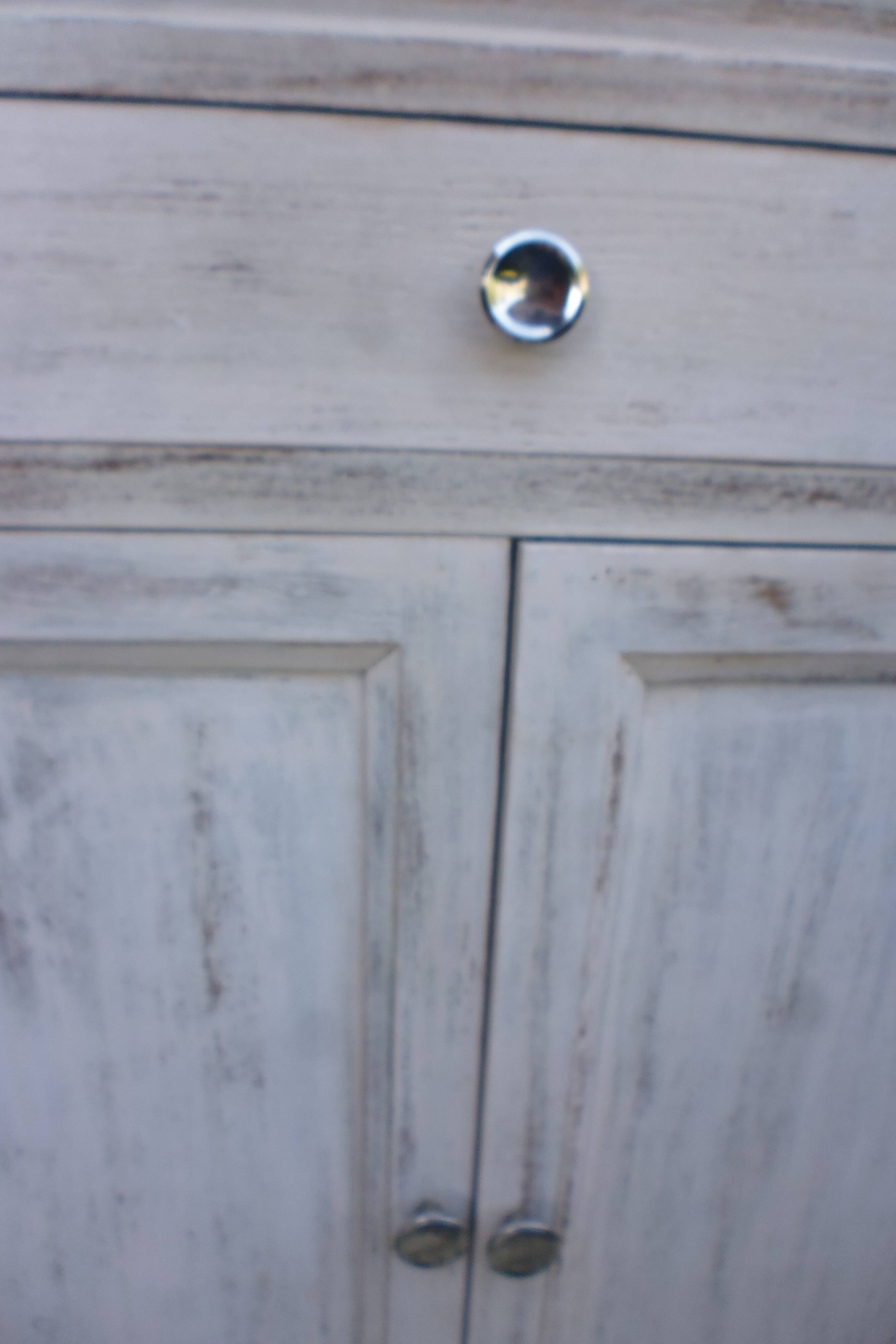 Parisian buffet 2 doors 1 painted oak drawer