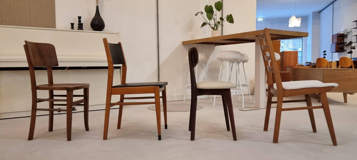 Chaises du milieu du siècle