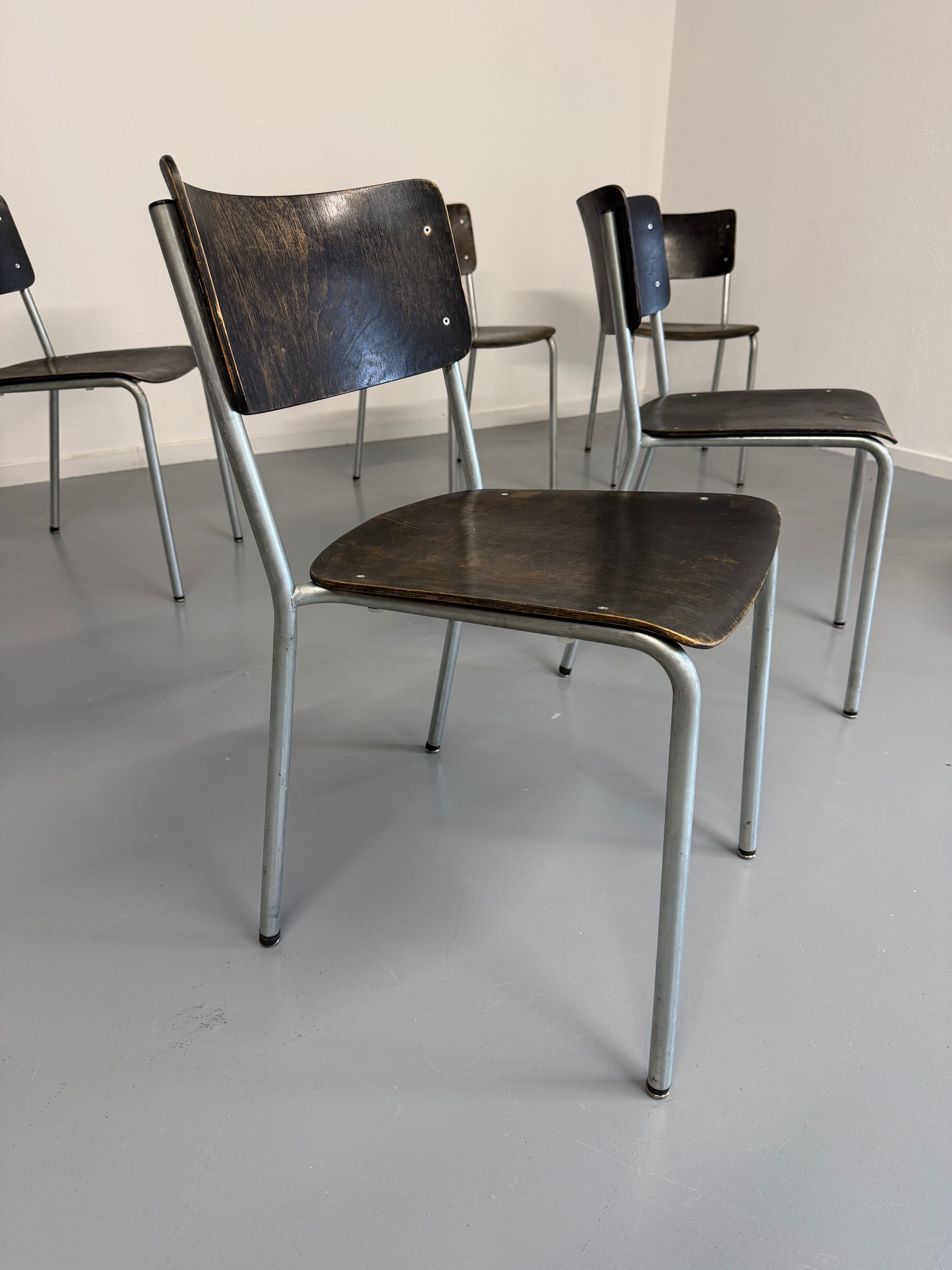 Set of 6 stackable chairs designed by Gustav Hassenpflug, Bauhaus, 1940s.